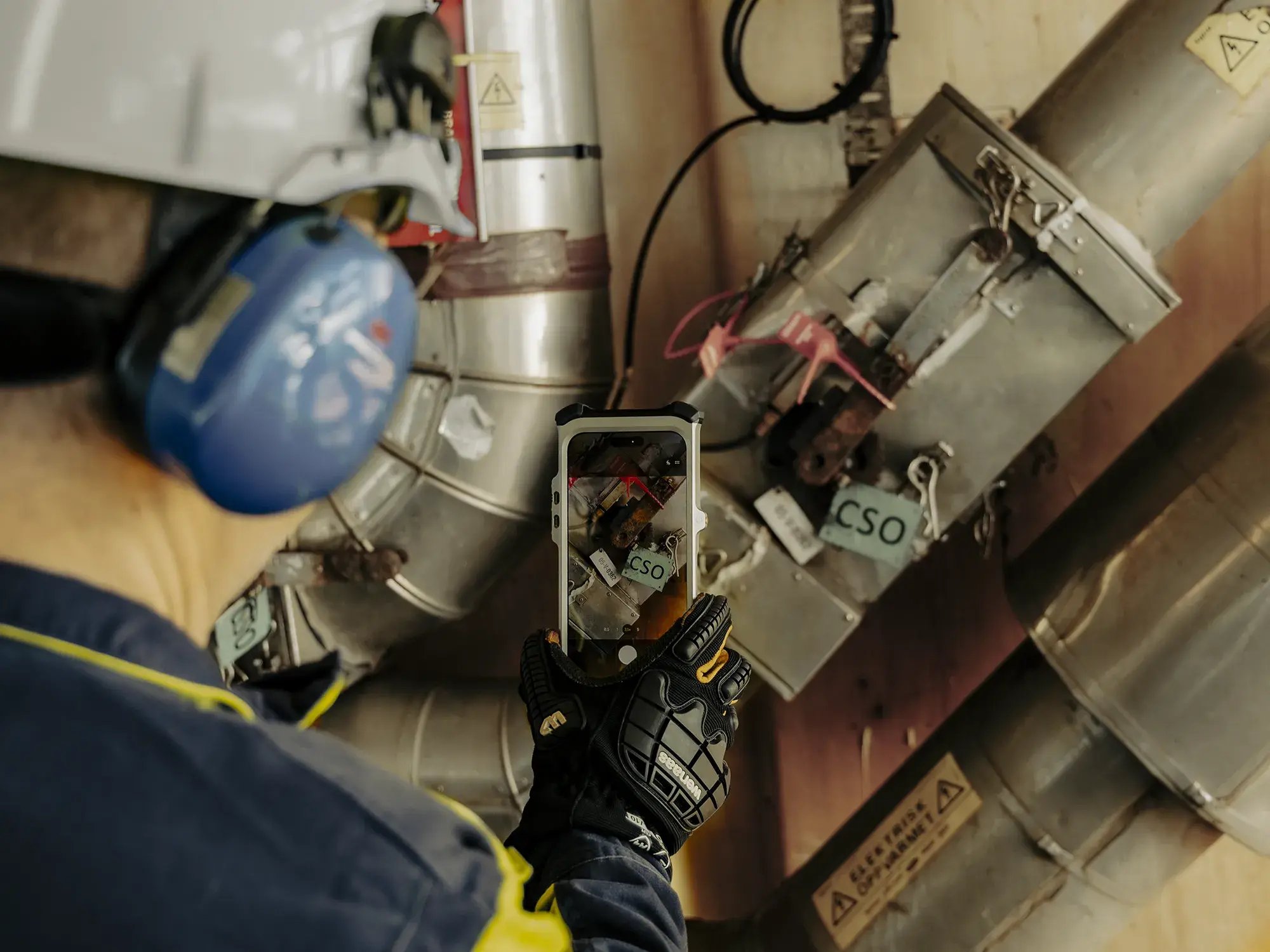 xshielder-inspection-crew-02