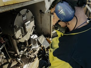 The 2026 Buyer's Guide to Intrinsically Safe Mobile Devices